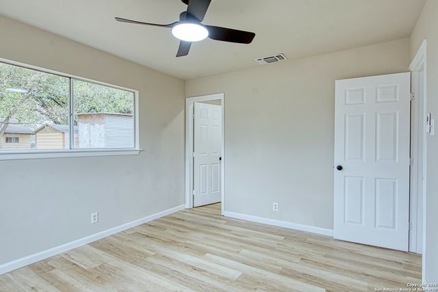 7502 Linfield, San Antonio, TX 78238