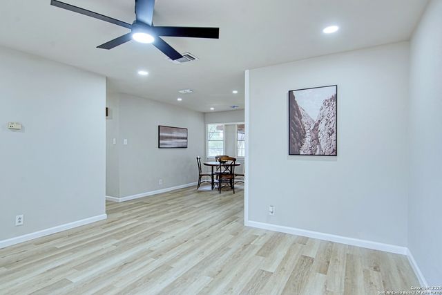 7502 Linfield, San Antonio, TX 78238