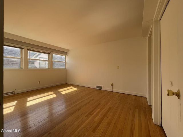 1725 Union Street, Schenectady, NY 12309