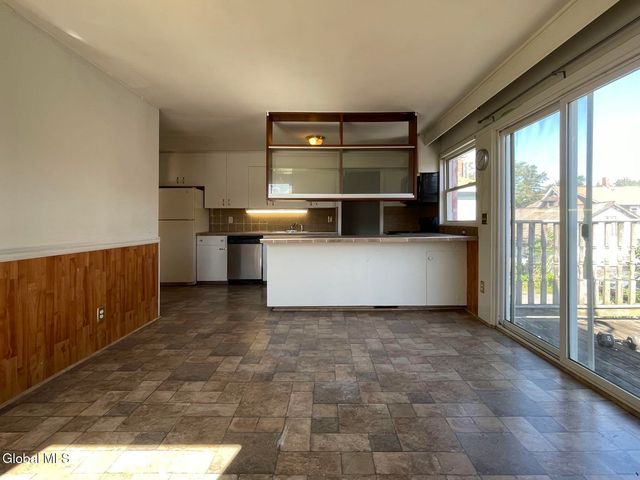 1725 Union Street, Schenectady, NY 12309