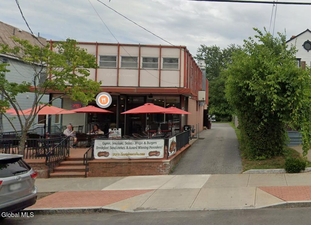 1725 Union Street, Schenectady, NY 12309