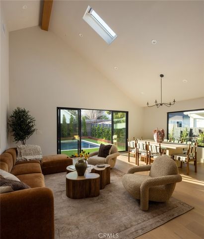 321 N Lucerne, Los Angeles, CA 90004