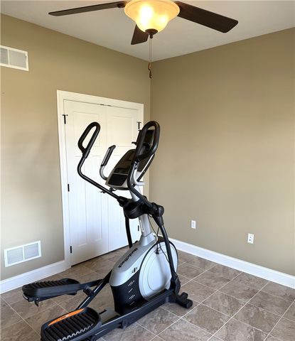 883 Hearthstone Circle, Hempfield Twp, PA 15601