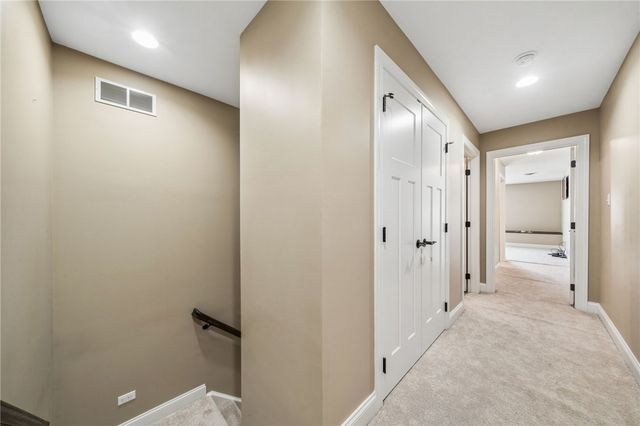 883 Hearthstone Circle, Hempfield Twp, PA 15601