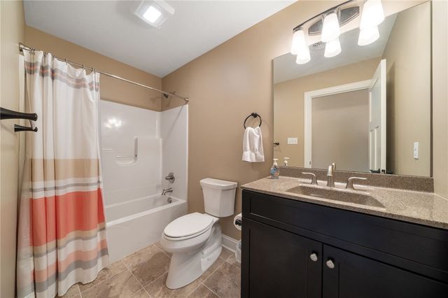 883 Hearthstone Circle, Hempfield Twp, PA 15601