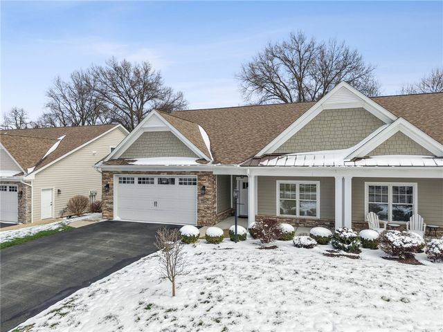 883 Hearthstone Circle, Hempfield Twp, PA 15601