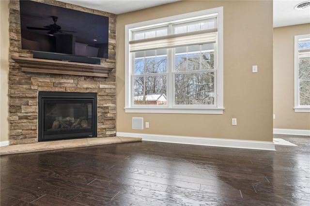 883 Hearthstone Circle, Hempfield Twp, PA 15601