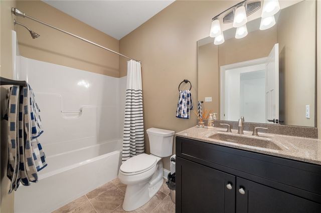 883 Hearthstone Circle, Hempfield Twp, PA 15601