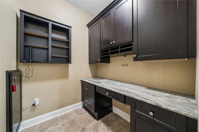 883 Hearthstone Circle, Hempfield Twp, PA 15601