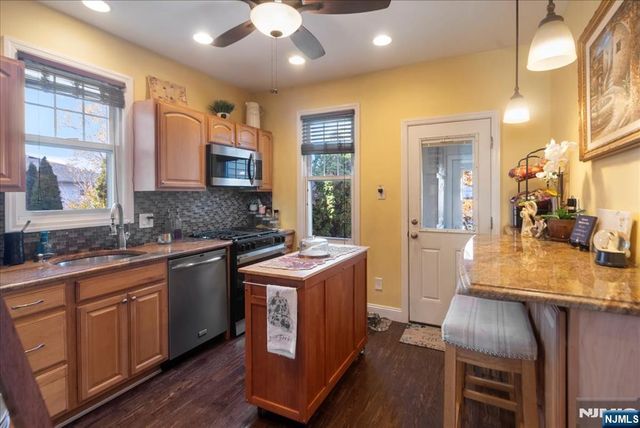 252 Grace Avenue, Secaucus, NJ 07094