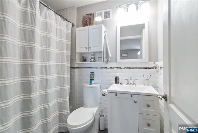 252 Grace Avenue, Secaucus, NJ 07094