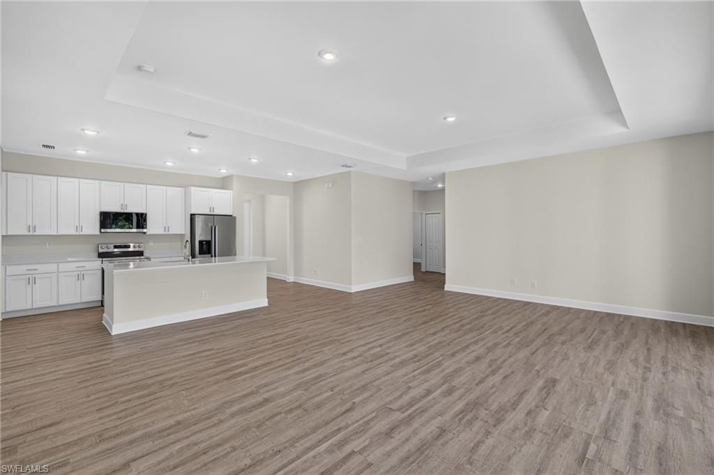 Image 7 of property listing at 24 NW 30th TER, Cape Coral, FL 33993