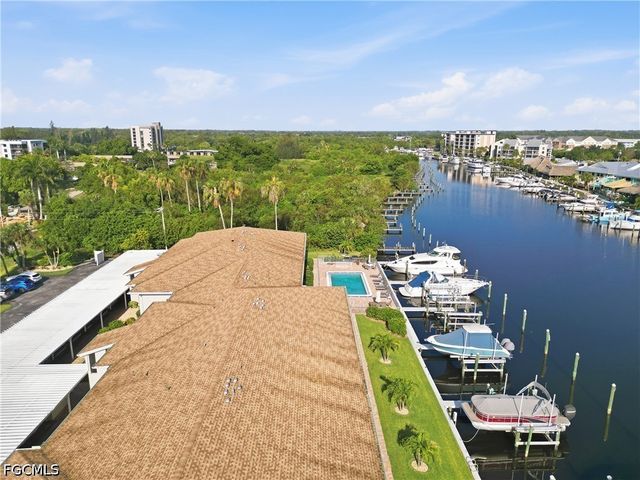 3371 N Key DR 105, North Fort Myers, FL 33903