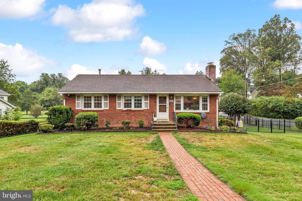 10611 ORCHARD ST, Fairfax, VA 22030