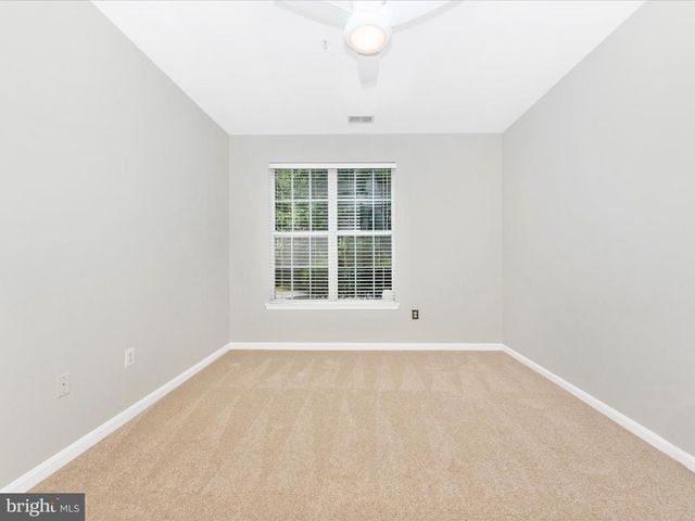 15613 EVERGLADE LN #G104, Bowie, MD 20716