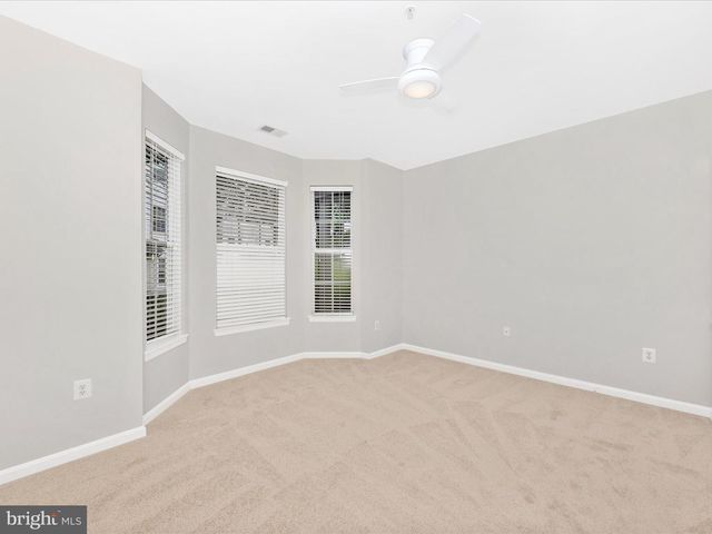 15613 EVERGLADE LN #G104, Bowie, MD 20716
