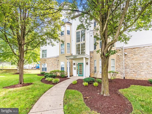 15613 EVERGLADE LN #G104, Bowie, MD 20716