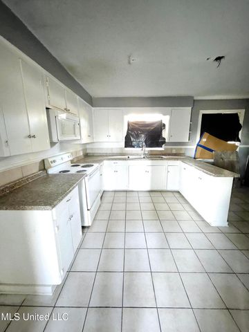 460 W Northside Drive, Jackson, MS 39206