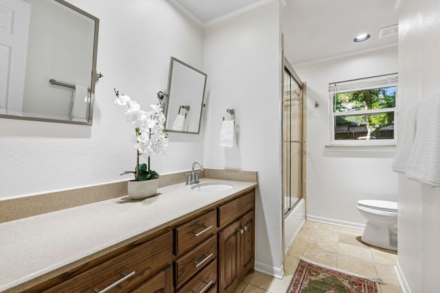 9809 Lanshire Drive, Dallas, TX 75238