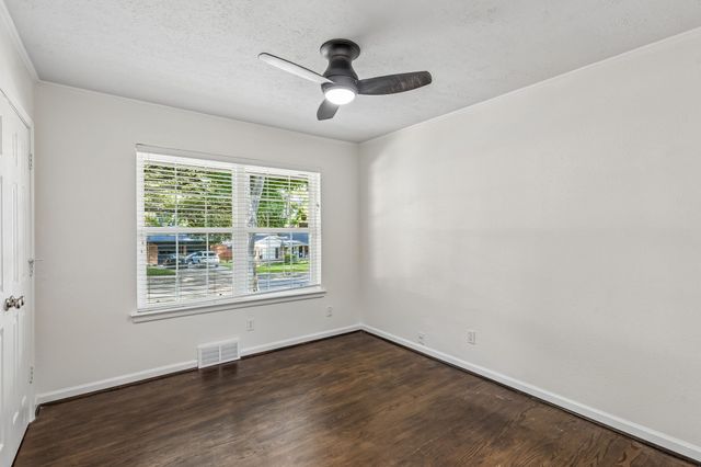 9809 Lanshire Drive, Dallas, TX 75238