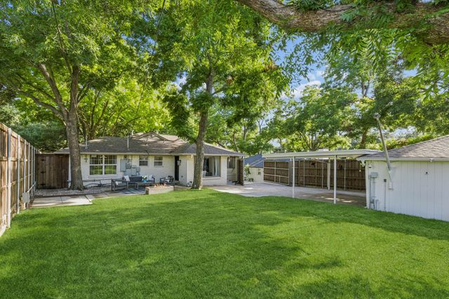 9809 Lanshire Drive, Dallas, TX 75238
