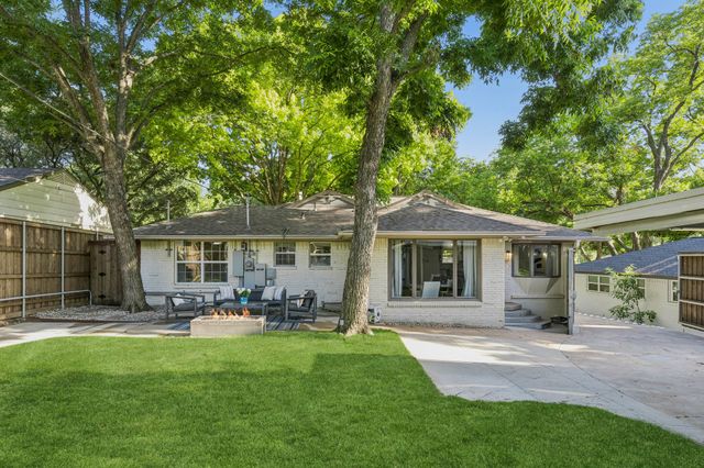 9809 Lanshire Drive, Dallas, TX 75238