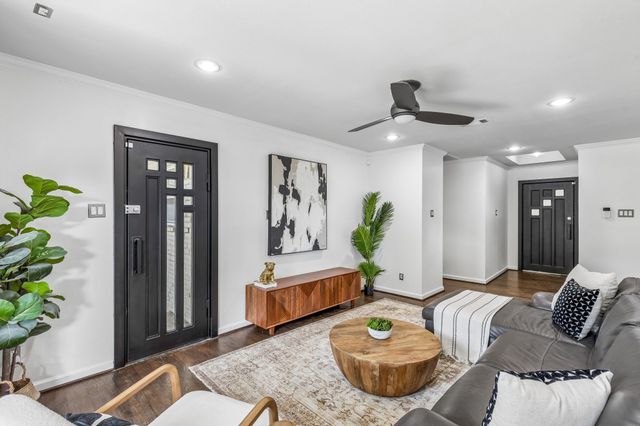 9809 Lanshire Drive, Dallas, TX 75238