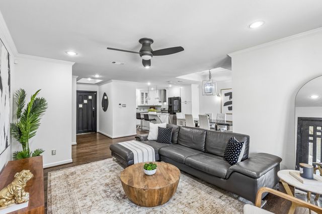 9809 Lanshire Drive, Dallas, TX 75238