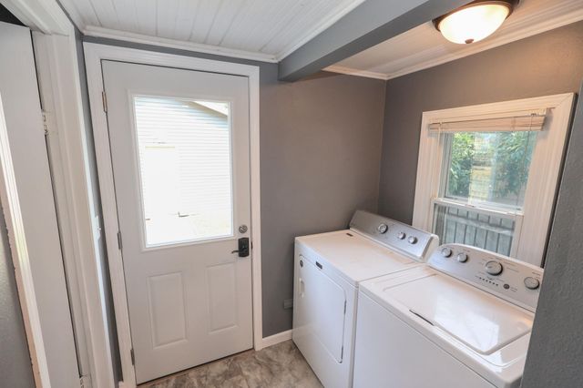 448 23rd Avenue N, Saint Cloud, MN 56303