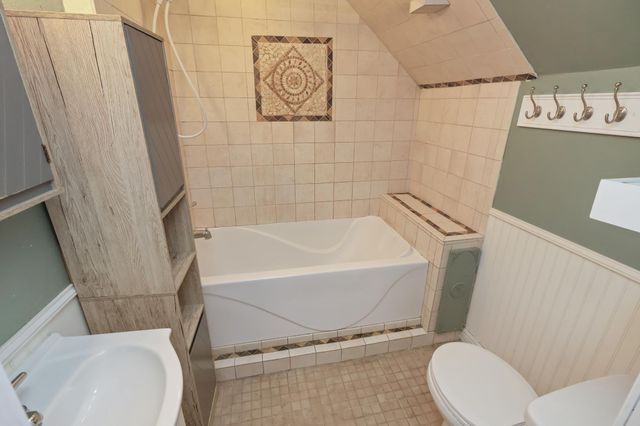 448 23rd Avenue N, Saint Cloud, MN 56303