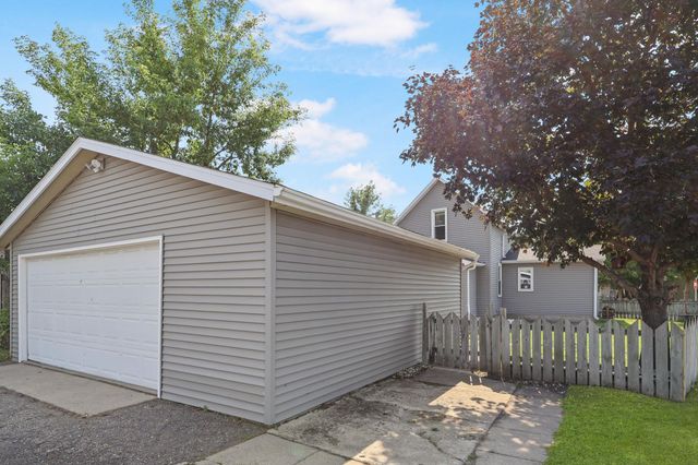 448 23rd Avenue N, Saint Cloud, MN 56303