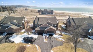 176 Harbor Drive, Ludington, MI 49431