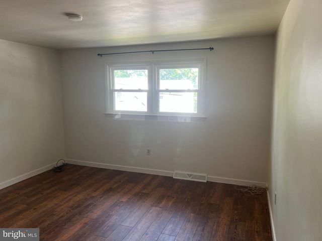 410 FRIEDENSBURG RD, Reading, PA 19606