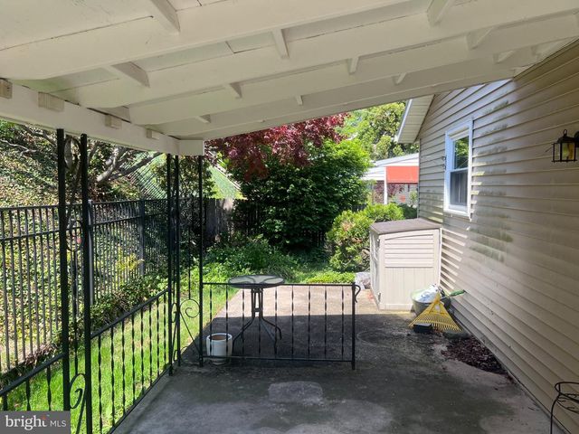 410 FRIEDENSBURG RD, Reading, PA 19606