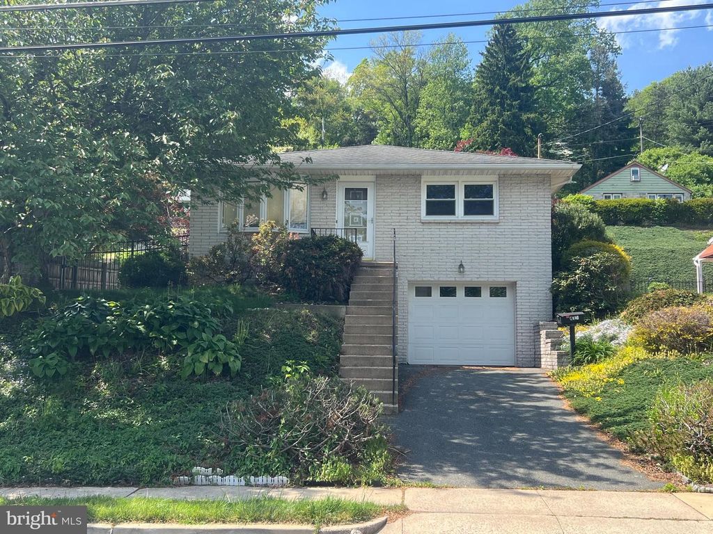 410 FRIEDENSBURG RD, Reading, PA 19606