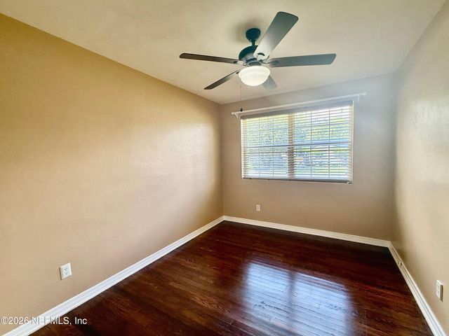 5530 HYDE GROVE Avenue, Jacksonville, FL 32210