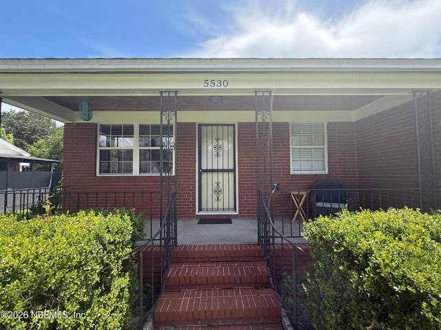 5530 HYDE GROVE Avenue, Jacksonville, FL 32210