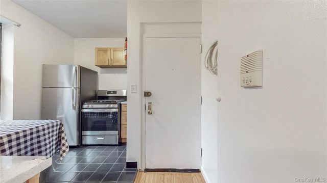 9752 75th Street B41, Ozone Park, NY 11416