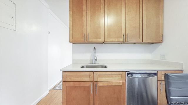 9752 75th Street B41, Ozone Park, NY 11416