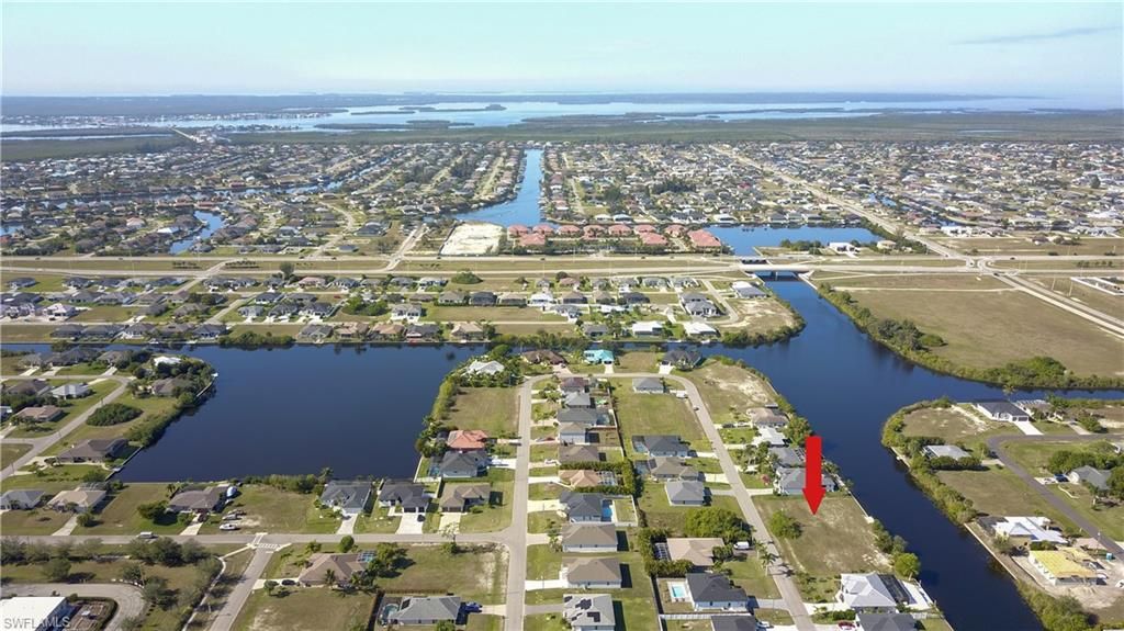 2905 SW 2nd TER, CAPE CORAL, FL 33991 — photo 2