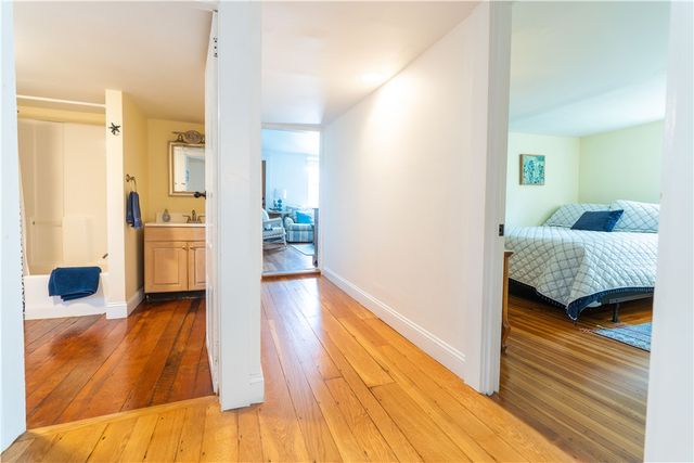 7 Boss Court, Newport, RI 02840
