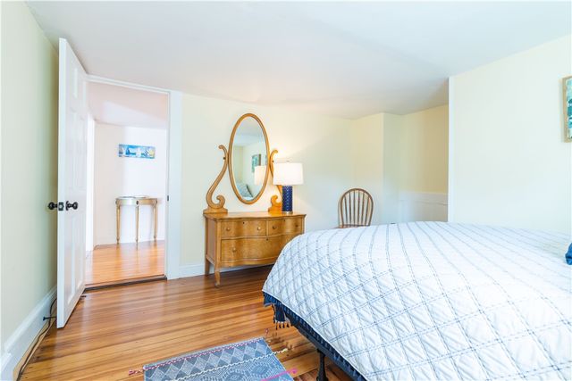 7 Boss Court, Newport, RI 02840