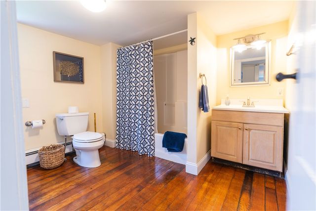 7 Boss Court, Newport, RI 02840