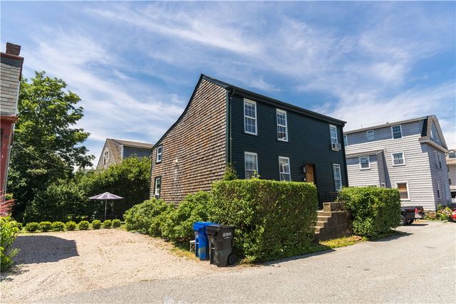 7 Boss Court, Newport, RI 02840