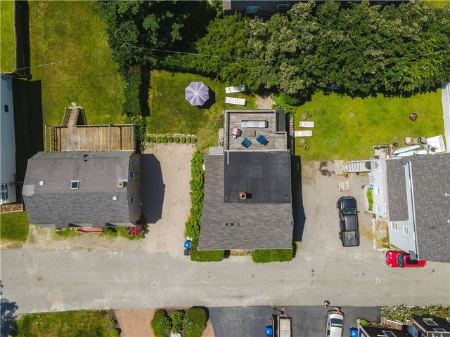 7 Boss Court, Newport, RI 02840