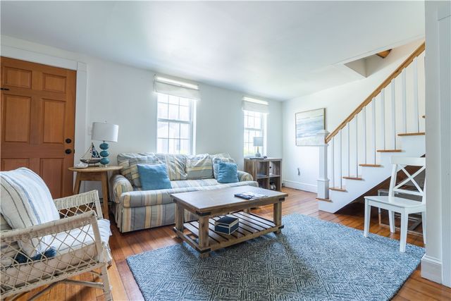 7 Boss Court, Newport, RI 02840