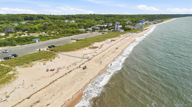 230 Booth Road, Southold, NY 11971