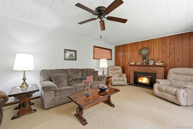 230 Booth Road, Southold, NY 11971