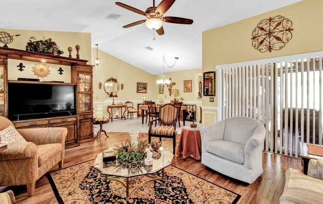 6236 Mirror Lake Manor 6236, Sebastian, FL 32958