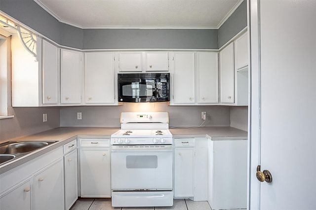 2209 Patricia Lane, Port Neches, TX 77651